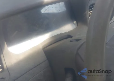 2010 Mercury Grand Marquis Ls (Fleet Only) z USA, uszkodzony, nr VIN 2MEBM7FVXAX636841